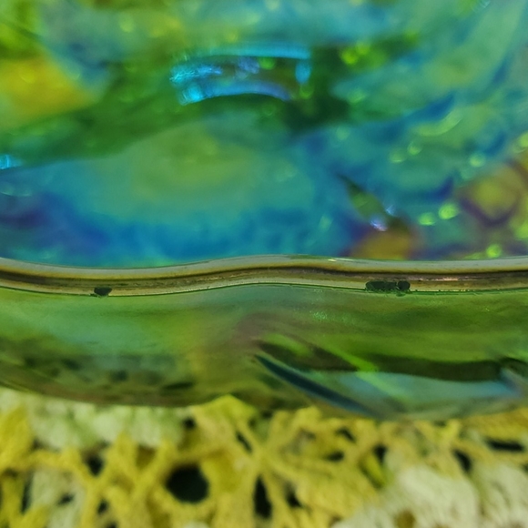 INDIANA CARNIVAL GLASS GREEN GRAPE SERVING BOWL - Picture 11 of 11